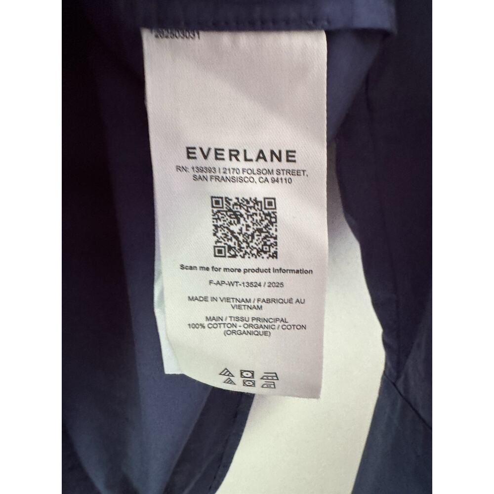 NWT Everlane Lightweight Cotton Barrel Shirt Navy Peony Women’s Size 0 Button Up - Picture 6 of 6